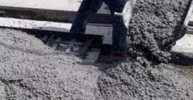 混凝土密封固化剂在车间地面施工中应考虑什么？